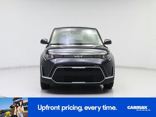 Gray 2025 Kia Soul LX