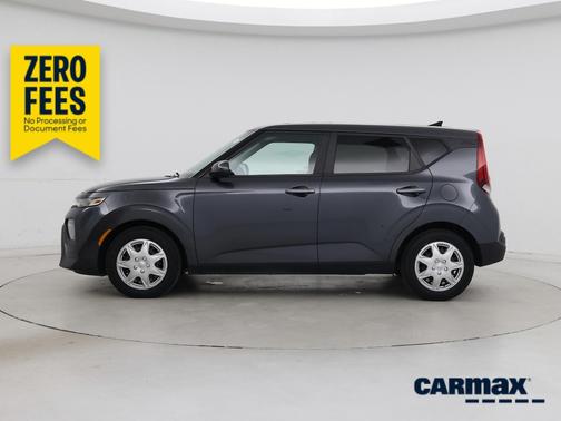 Gray 2022 Kia Soul LX