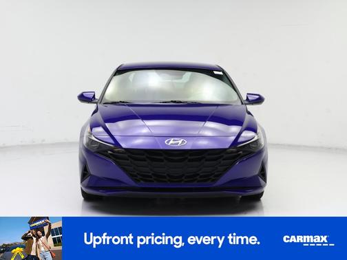 2022 Hyundai ELANTRA SE