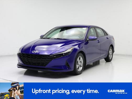 2022 Hyundai ELANTRA SE