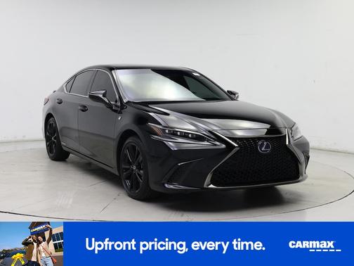 2022 Lexus ES 300h F-Sport