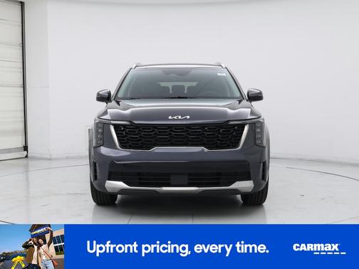 Gray 2024 Kia Sorento S