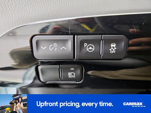 2019 Toyota Prius LE