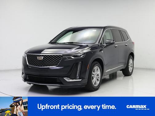 Green 2023 Cadillac XT6 Luxury