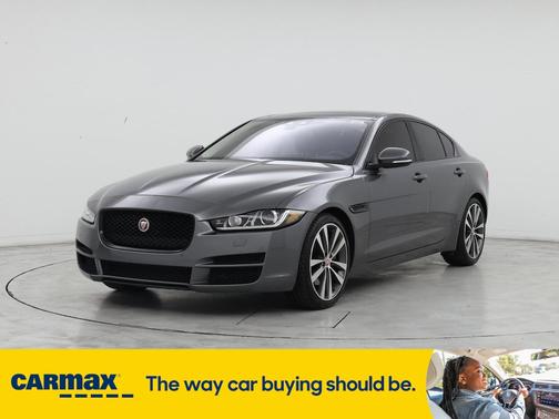 2017 Jaguar XE Prestige