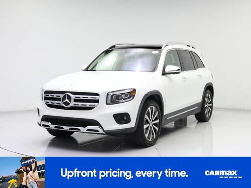 White 2023 Mercedes-Benz GLB 250