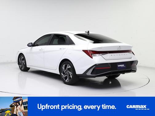 White 2024 Hyundai ELANTRA SEL