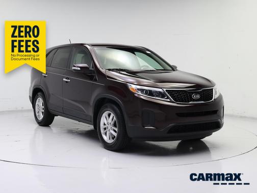Burgundy 2015 Kia Sorento LX