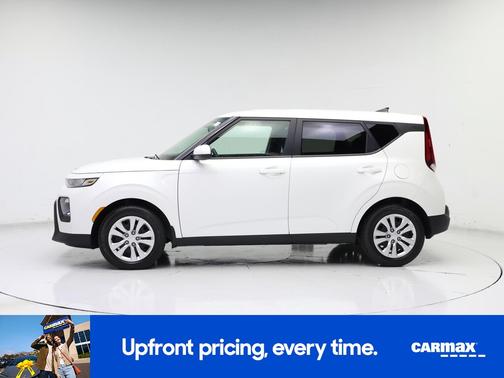 White 2020 Kia Soul LX