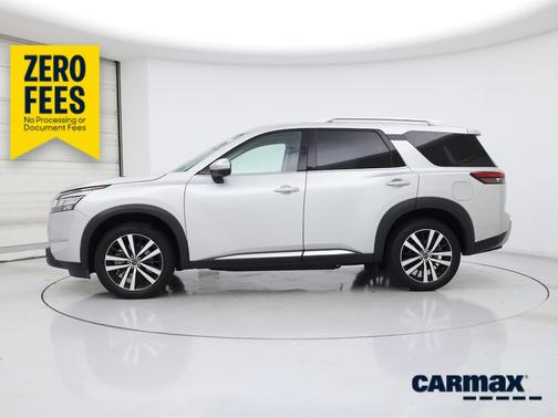 Silver 2023 Nissan Pathfinder Platinum