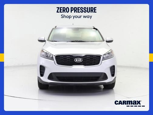 Silver 2019 Kia Sorento S