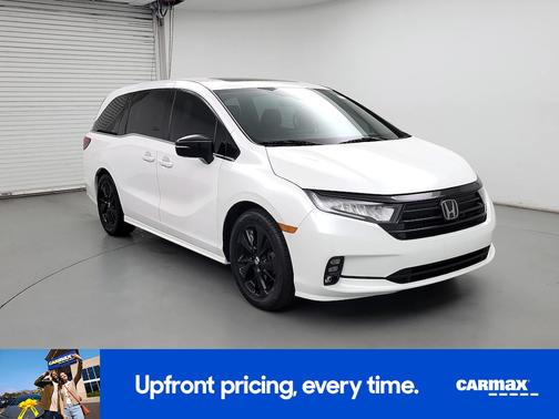 White 2023 Honda Odyssey Sport