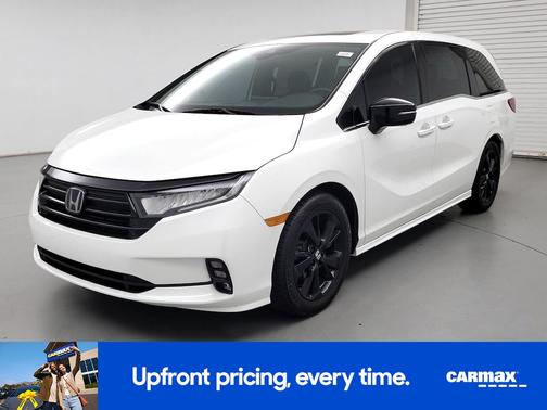 White 2023 Honda Odyssey Sport