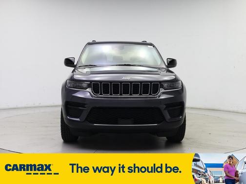 2022 Jeep Grand Cherokee Laredo