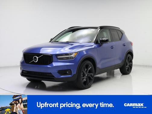 Blue 2020 Volvo XC40 T5 R-Design