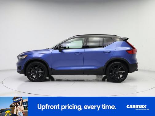 Blue 2020 Volvo XC40 T5 R-Design