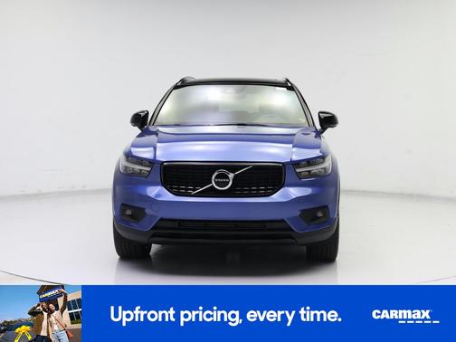 Blue 2020 Volvo XC40 T5 R-Design