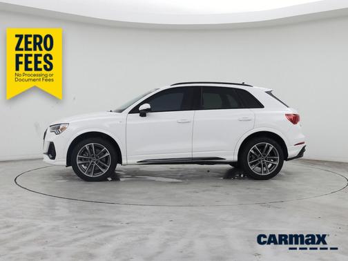 White 2023 Audi Q3 S-Line Premium