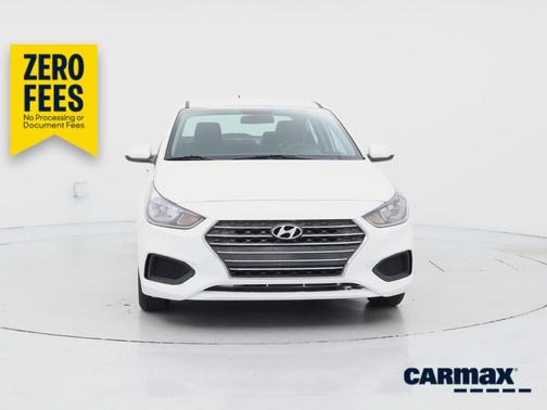 White 2019 Hyundai Accent SE