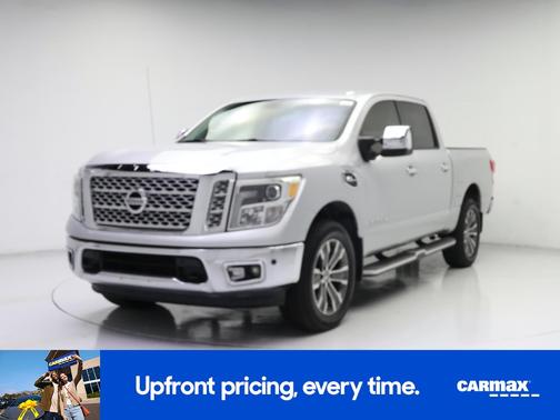 2017 Nissan Titan SL