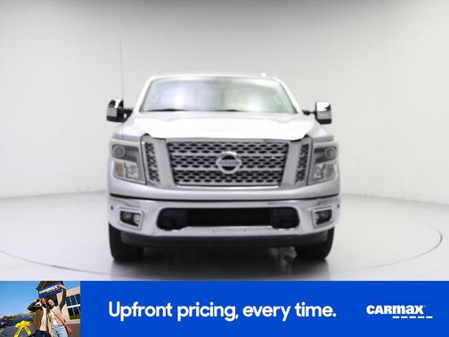 2017 Nissan Titan SL