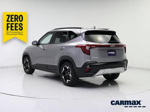 Gray 2025 Kia Seltos S