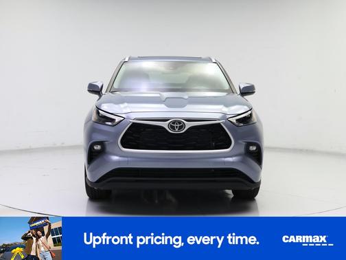 Blue 2022 Toyota Highlander XLE