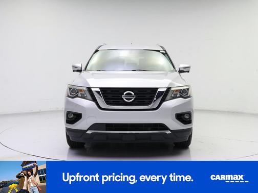 2017 Nissan Pathfinder SL