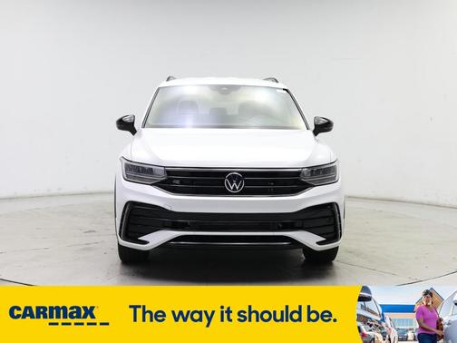 2022 Volkswagen Tiguan SE R-Line Black