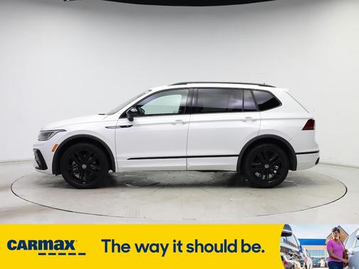 2022 Volkswagen Tiguan SE R-Line Black