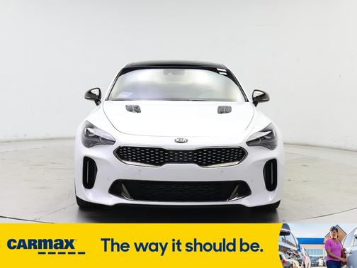 2021 Kia Stinger GT1