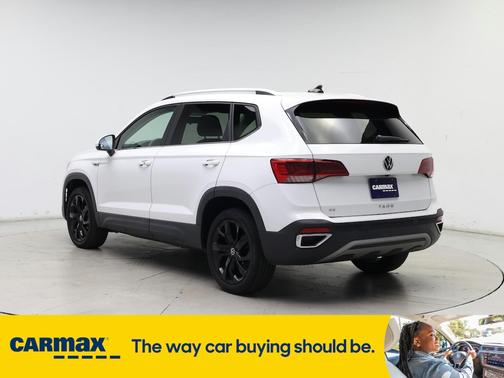 2022 Volkswagen Taos SE