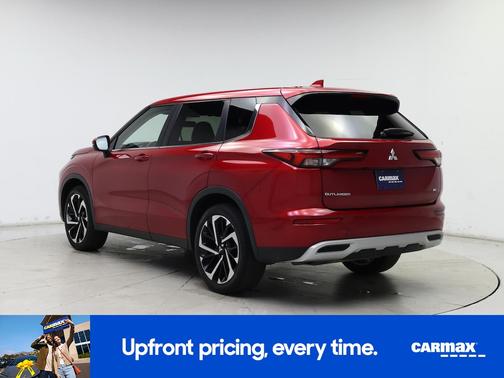 2023 Mitsubishi Outlander SE