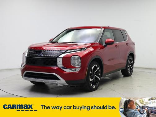 2023 Mitsubishi Outlander SE