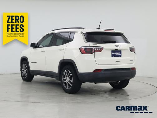 White 2019 Jeep Compass Latitude