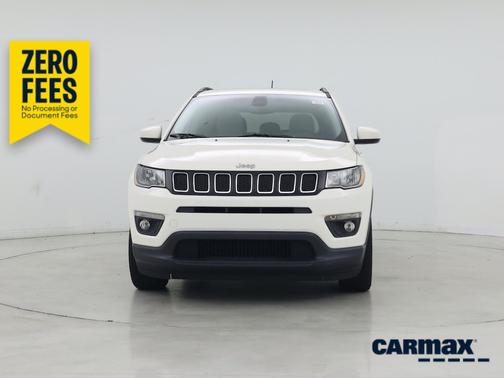 White 2019 Jeep Compass Latitude