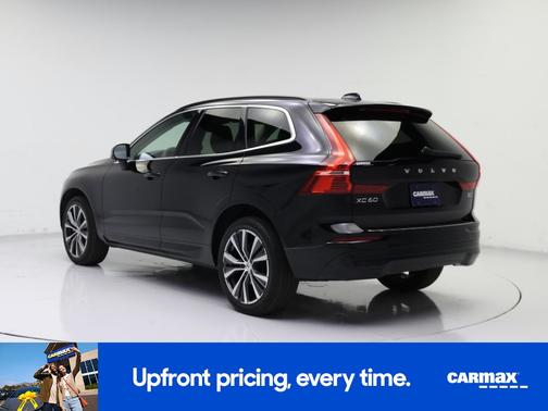 Black 2022 Volvo XC60 B5 Momentum