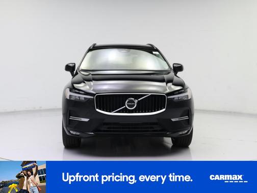 Black 2022 Volvo XC60 B5 Momentum