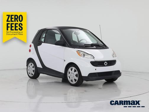 White 2014 smart ForTwo Pure