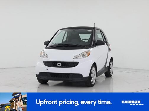 White 2014 smart ForTwo Pure