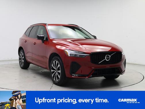 2024 Volvo XC60 B5 Plus Dark Theme