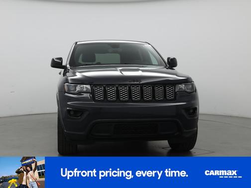 Gray 2018 Jeep Grand Cherokee Altitude