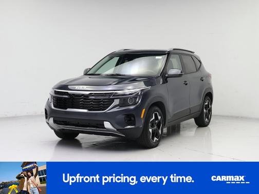 Gray 2025 Kia Seltos S