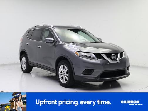 Silver 2016 Nissan Rogue SV