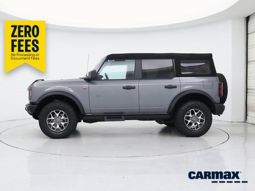 Gray 2024 Ford Bronco Badlands