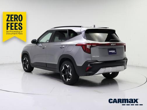 Gray 2025 Kia Seltos S