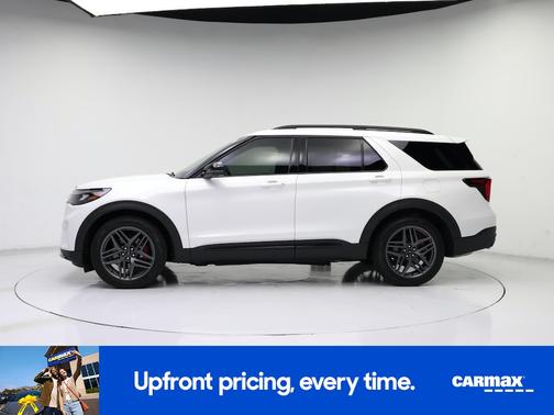White 2025 Ford Explorer ST