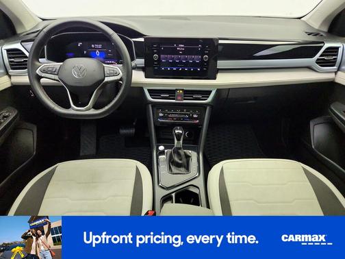 2025 Volkswagen Taos SE