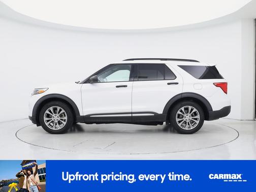 White 2020 Ford Explorer XLT