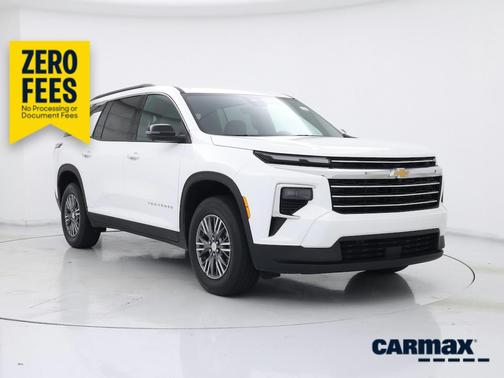 White 2026 Chevrolet Traverse LT